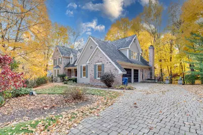 813 Fox Glen Drive, Saint Charles, IL 60174 - Photo 1