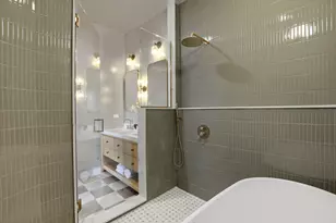 1432 W Erie St, Chicago, IL 60642 - Photo 31