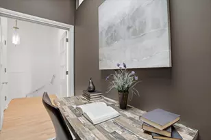 1432 W Erie St, Chicago, IL 60642 - Photo 17