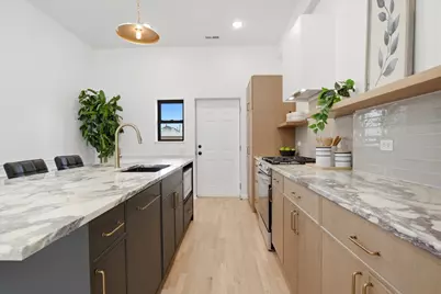 1432 W Erie Street #3R, Chicago, IL 60642 - Photo 5