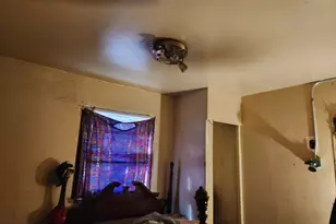 3918 Lincoln Ln, Robbins, IL 60472 - Photo 3