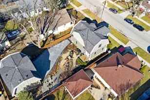 1020 Hill Ave, Elgin, IL 60120 - Photo 33