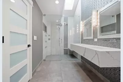 1020 Hill Avenue, Elgin, IL 60120 - Photo 19