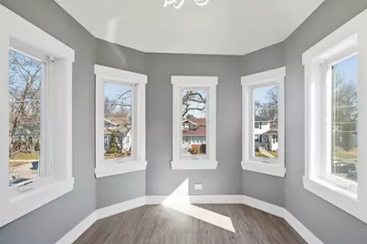 1020 Hill Avenue, Elgin, IL 60120 - Photo 15