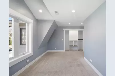 1020 Hill Avenue, Elgin, IL 60120 - Photo 17