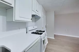 1750 N Marywood Ave, Aurora, IL 60505 - Photo 7