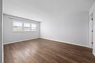 383 Wexford Ct, Carol Stream, IL 60188 - Photo 13