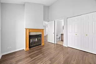 383 Wexford Ct, Carol Stream, IL 60188 - Photo 11