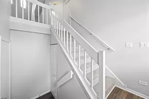 383 Wexford Ct, Carol Stream, IL 60188 - Photo 17