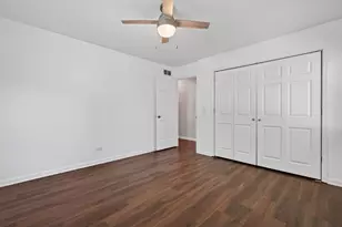 1105 Barcroft Ct, Naperville, IL 60540 - Photo 25