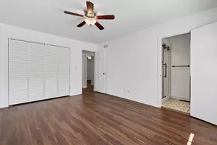 1105 Barcroft Ct, Naperville, IL 60540 - Photo 19