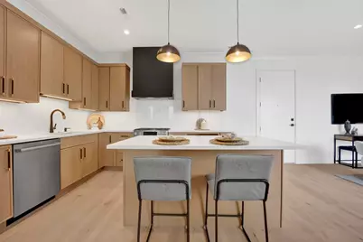 5630 N Broadway Street #4W, Chicago, IL 60660 - Photo 7