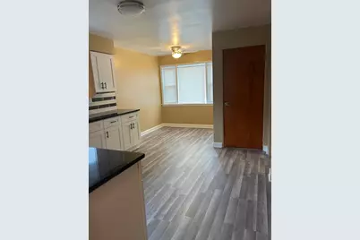 302 153rd Street, Calumet City, IL 60409 - Photo 9