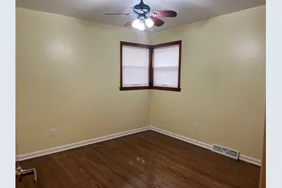 302 153rd Street, Calumet City, IL 60409 - Photo 5