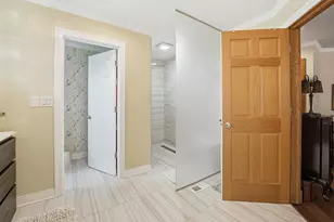 15 Manchester Ln, Elmhurst, IL 60126 - Photo 23