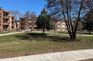 9717 S Keeler Ave, Oak Lawn, IL 60453 - Photo 1