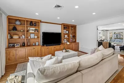 2121 Greenwood Avenue, Wilmette, IL 60091 - Photo 13