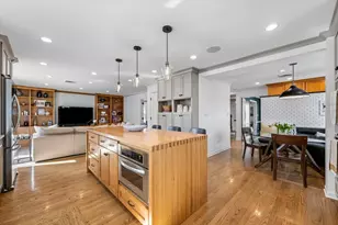 2121 Greenwood Ave, Wilmette, IL 60091 - Photo 9