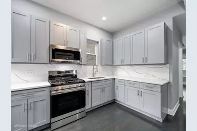 4530 W Maypole Avenue, Chicago, IL 60624 - Photo 9