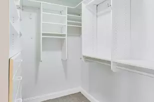 2000 St Regis Dr, Lombard, IL 60148 - Photo 13