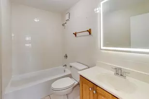 2000 St Regis Dr, Lombard, IL 60148 - Photo 15