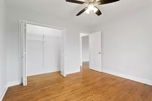 6826 N Ridge Blvd, Chicago, IL 60645 - Photo 7