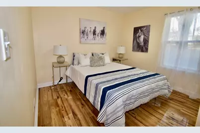 649 Wilbur Court, Gurnee, IL 60031 - Photo 15