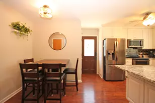 921 Country Club Rd, Lake Zurich, IL 60047 - Photo 9
