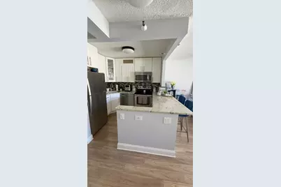 10 E Ontario Street #2101, Chicago, IL 60611 - Photo 7