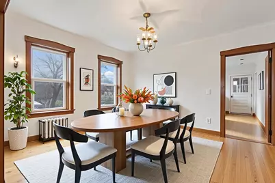 4159 N Maplewood Avenue, Chicago, IL 60618 - Photo 3