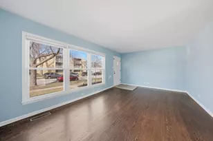 74 W 140th St, Riverdale, IL 60827 - Photo 3