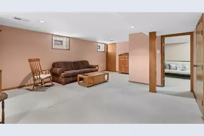 6311 N Tripp Avenue, Chicago, IL 60646 - Photo 11