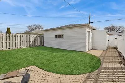 6311 N Tripp Avenue, Chicago, IL 60646 - Photo 15