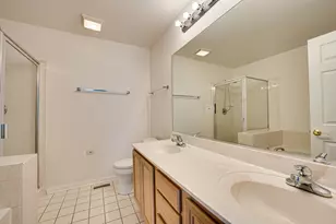 2963 Saganashkee Ln, Naperville, IL 60564 - Photo 15