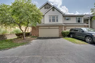 2963 Saganashkee Ln, Naperville, IL 60564 - Photo 1