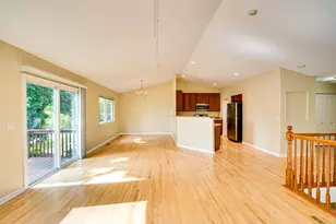 3147 Saganashkee Ln, Naperville, IL 60564 - Photo 3