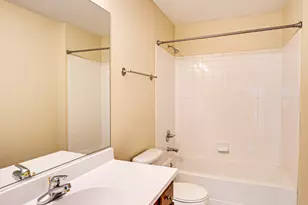 3147 Saganashkee Ln, Naperville, IL 60564 - Photo 25