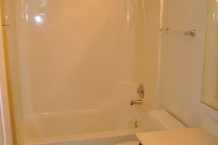 15 Whispering Dr, Streamwood, IL 60107 - Photo 21