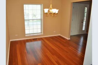 15 Whispering Drive, Streamwood, IL 60107 - Photo 9