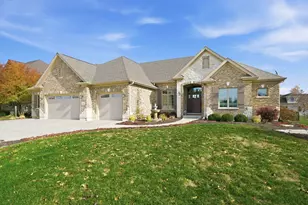 202 Dutch St, Sandwich, IL 60548 - Photo 1