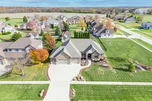 202 Dutch St, Sandwich, IL 60548 - Photo 3