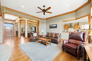 202 Dutch St, Sandwich, IL 60548 - Photo 9