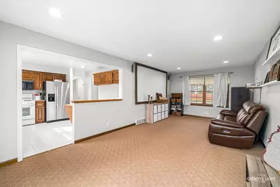 105 Wilson Place, Oswego, IL 60543 - Photo 17