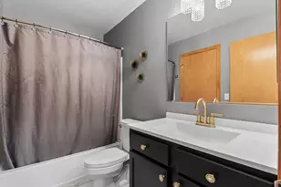 1242 Courtland Cir, Plainfield, IL 60586 - Photo 15