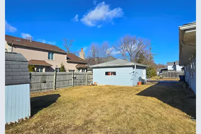 10620 S 86th Avenue, Palos Hills, IL 60465 - Photo 5