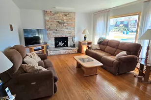 10620 S 86th Ave, Palos Hills, IL 60465 - Photo 9