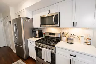 232 Whitewood Dr, Streamwood, IL 60107 - Photo 5