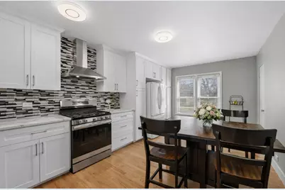 1318 Highland Avenue, Berwyn, IL 60402 - Photo 5