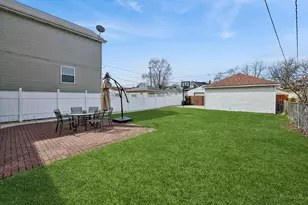 1318 Highland Ave, Berwyn, IL 60402 - Photo 19