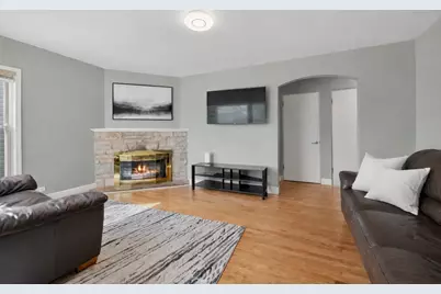 1318 Highland Avenue, Berwyn, IL 60402 - Photo 3